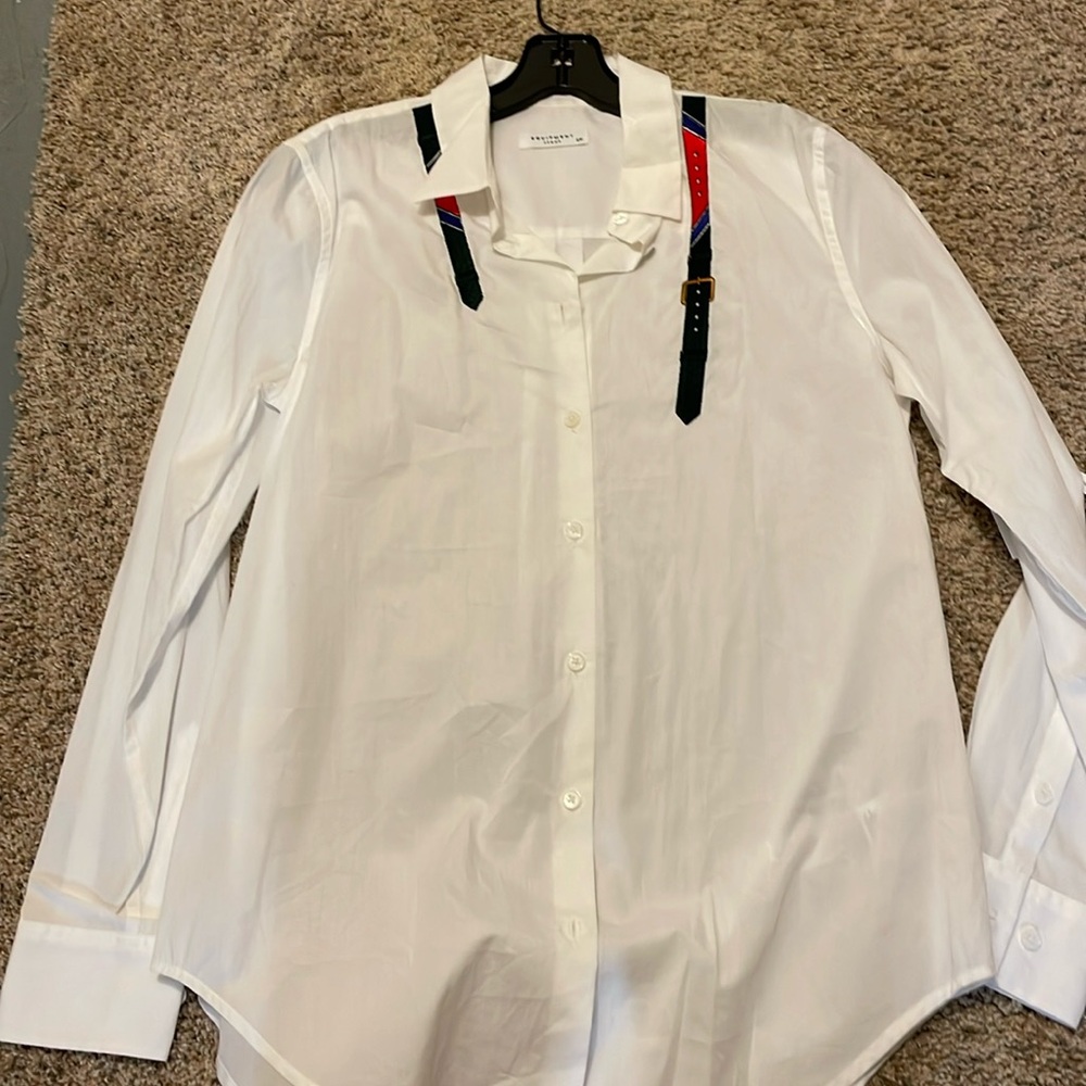 Equipment embroidered blouses